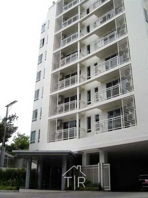 49 Plus Sukhumvit 49
