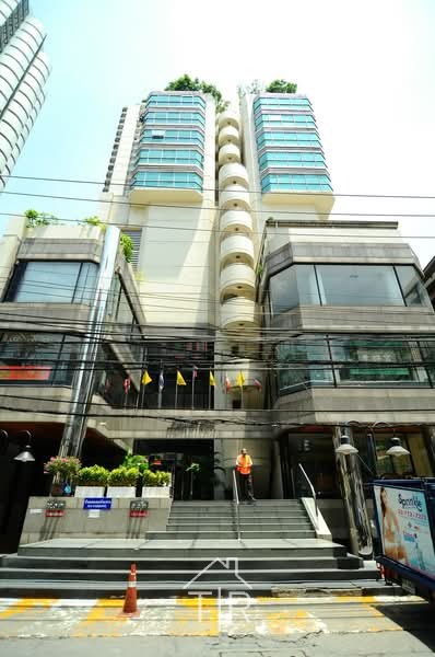 Sukhumvit Suite