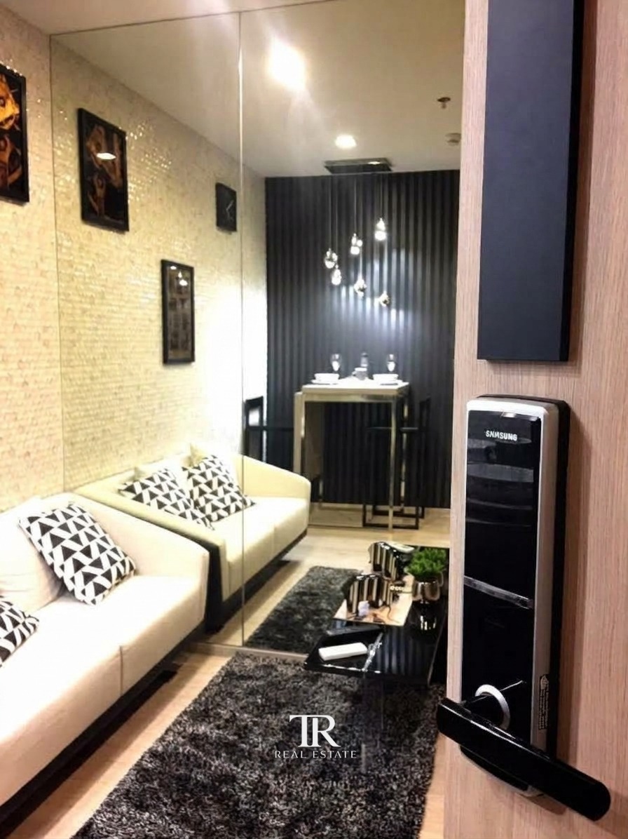 M Thonglor 10
