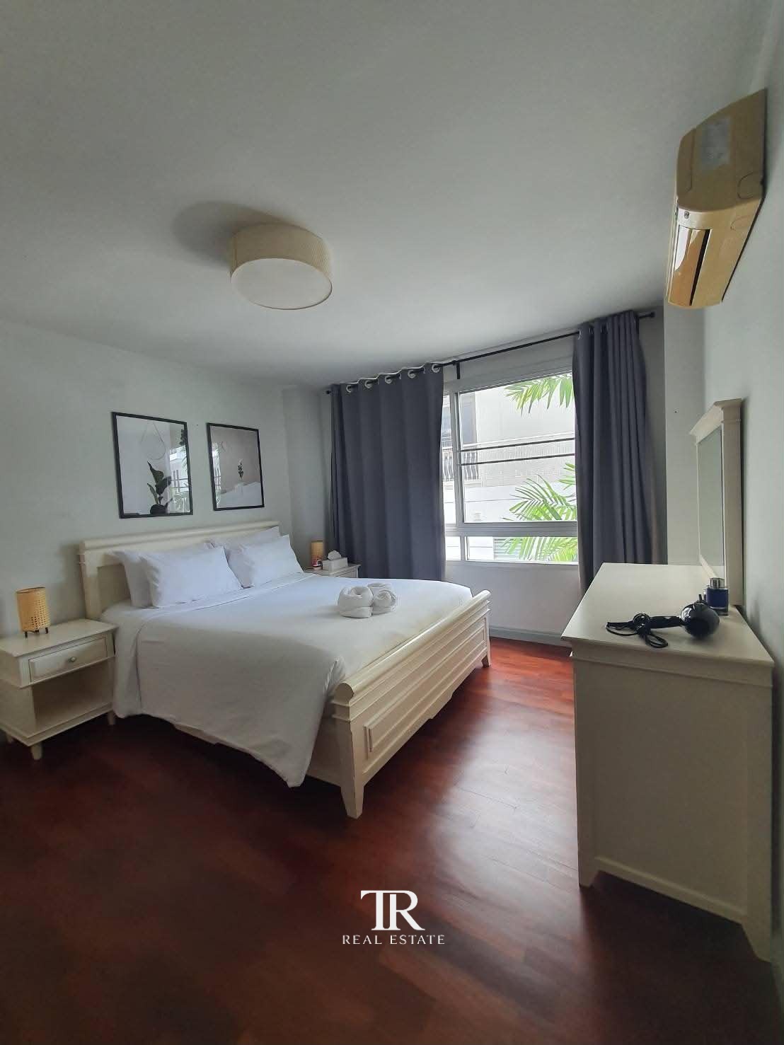 49 Plus Sukhumvit 49