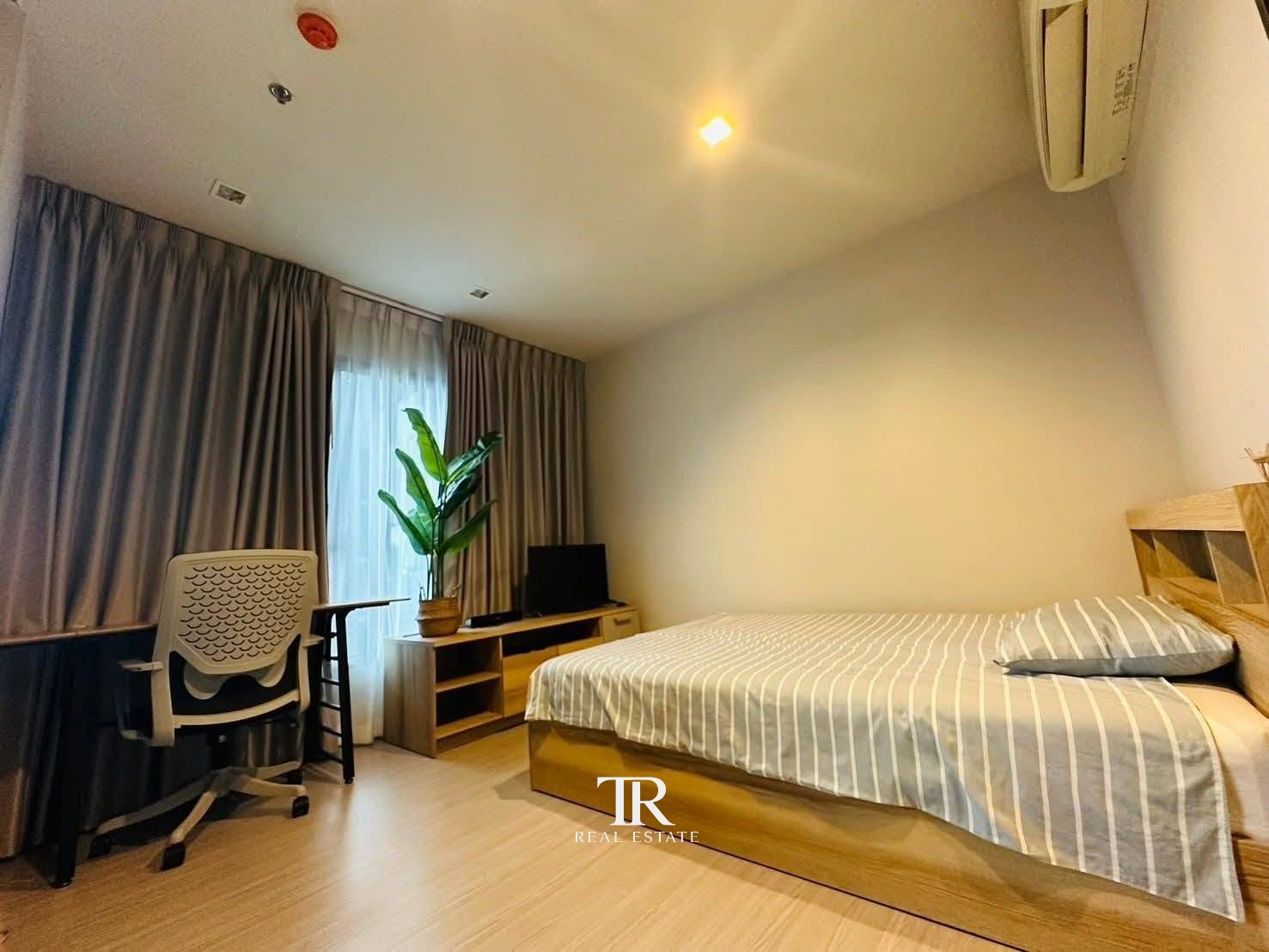 Life Asoke - Rama 9