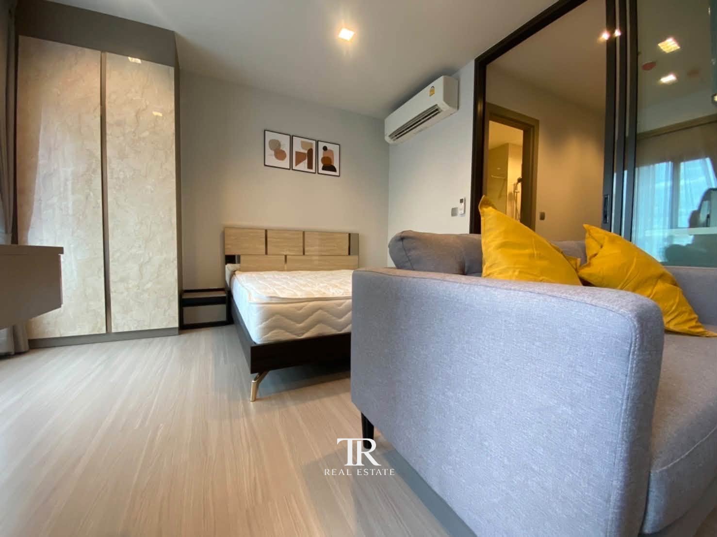 Life Asoke - Rama 9