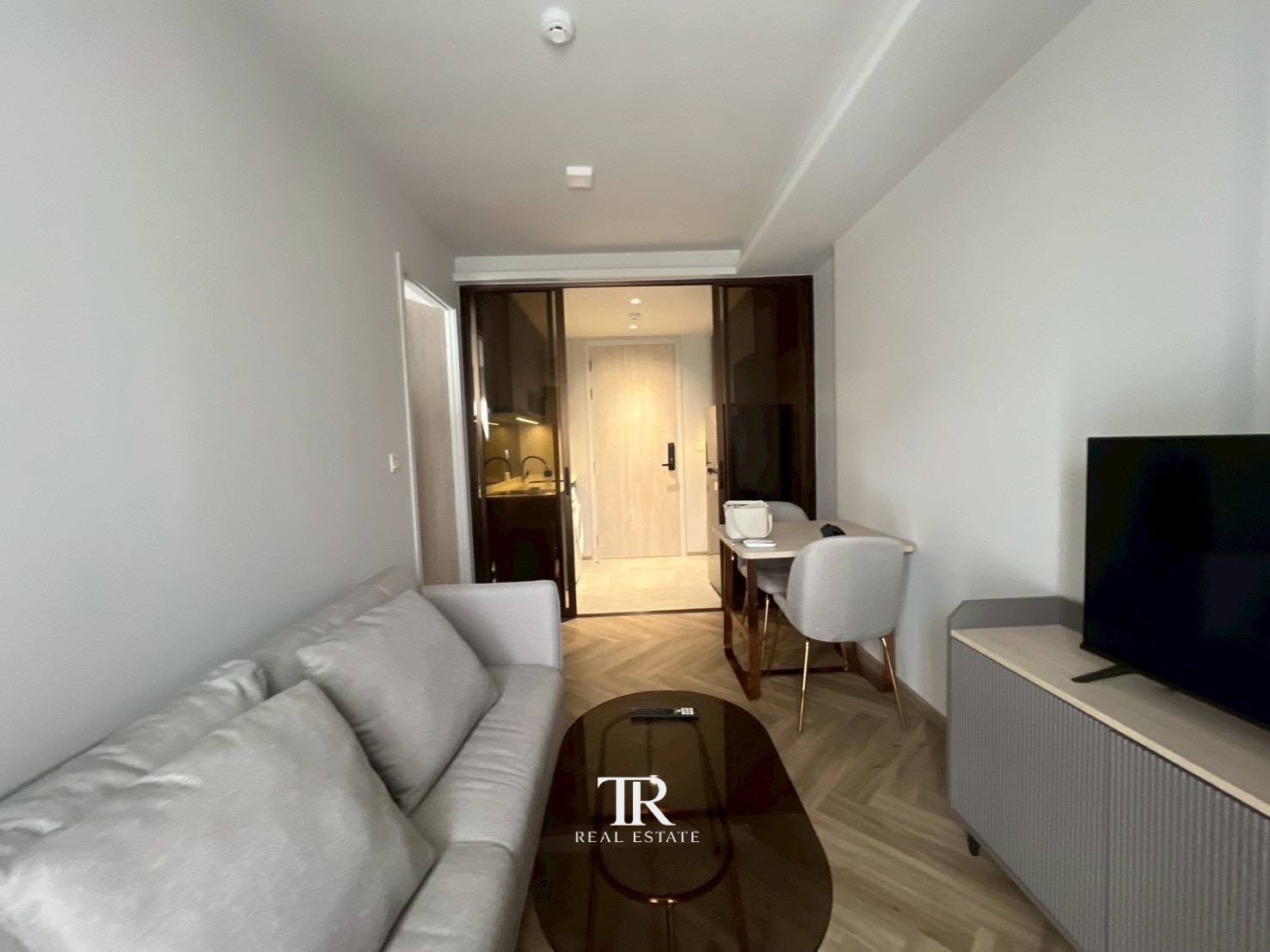 CHAPTER Thonglor 25