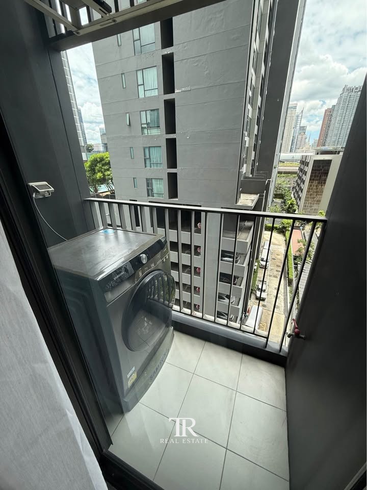 Life Asoke - Rama 9