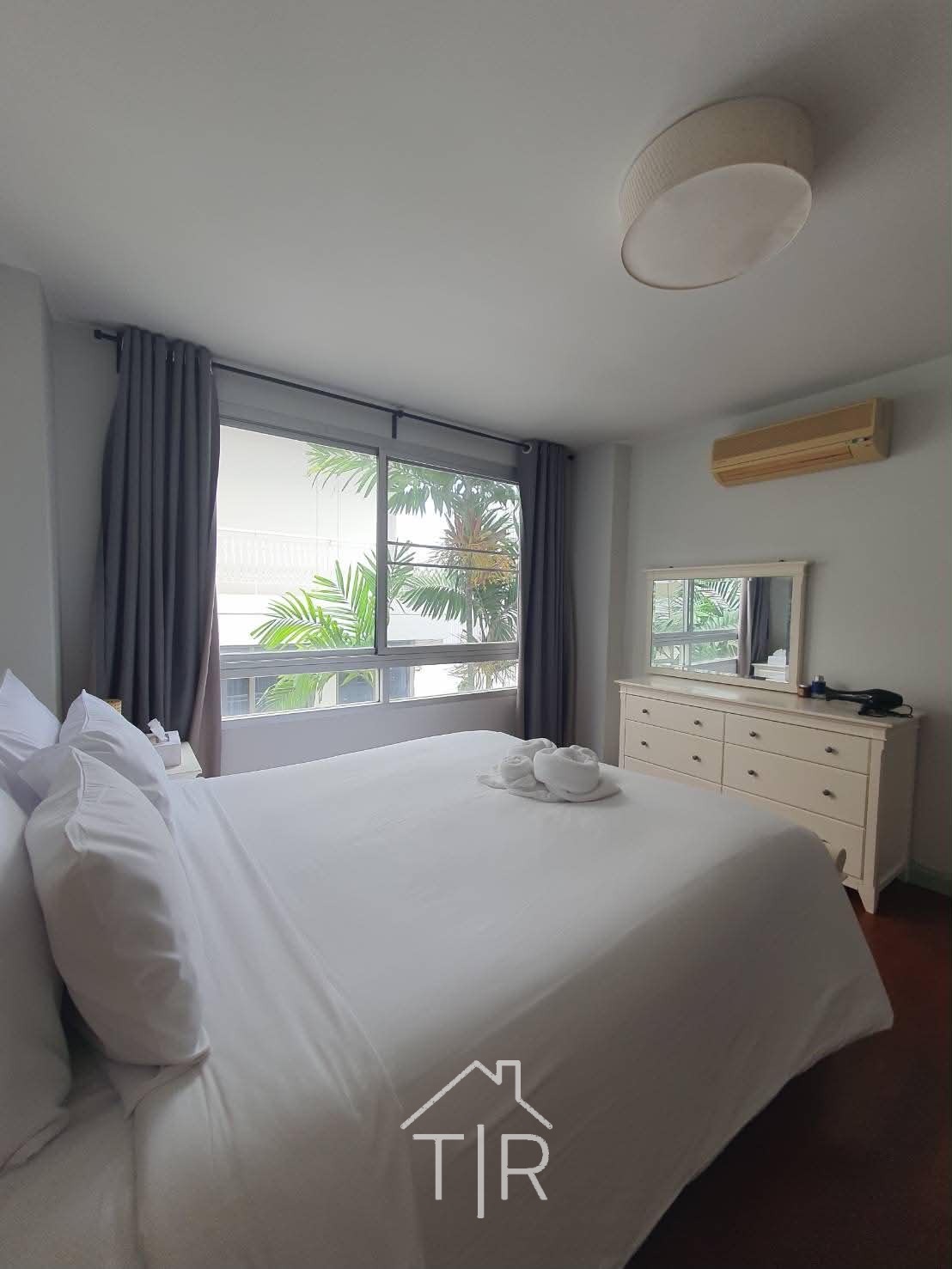 49 Plus Sukhumvit 49