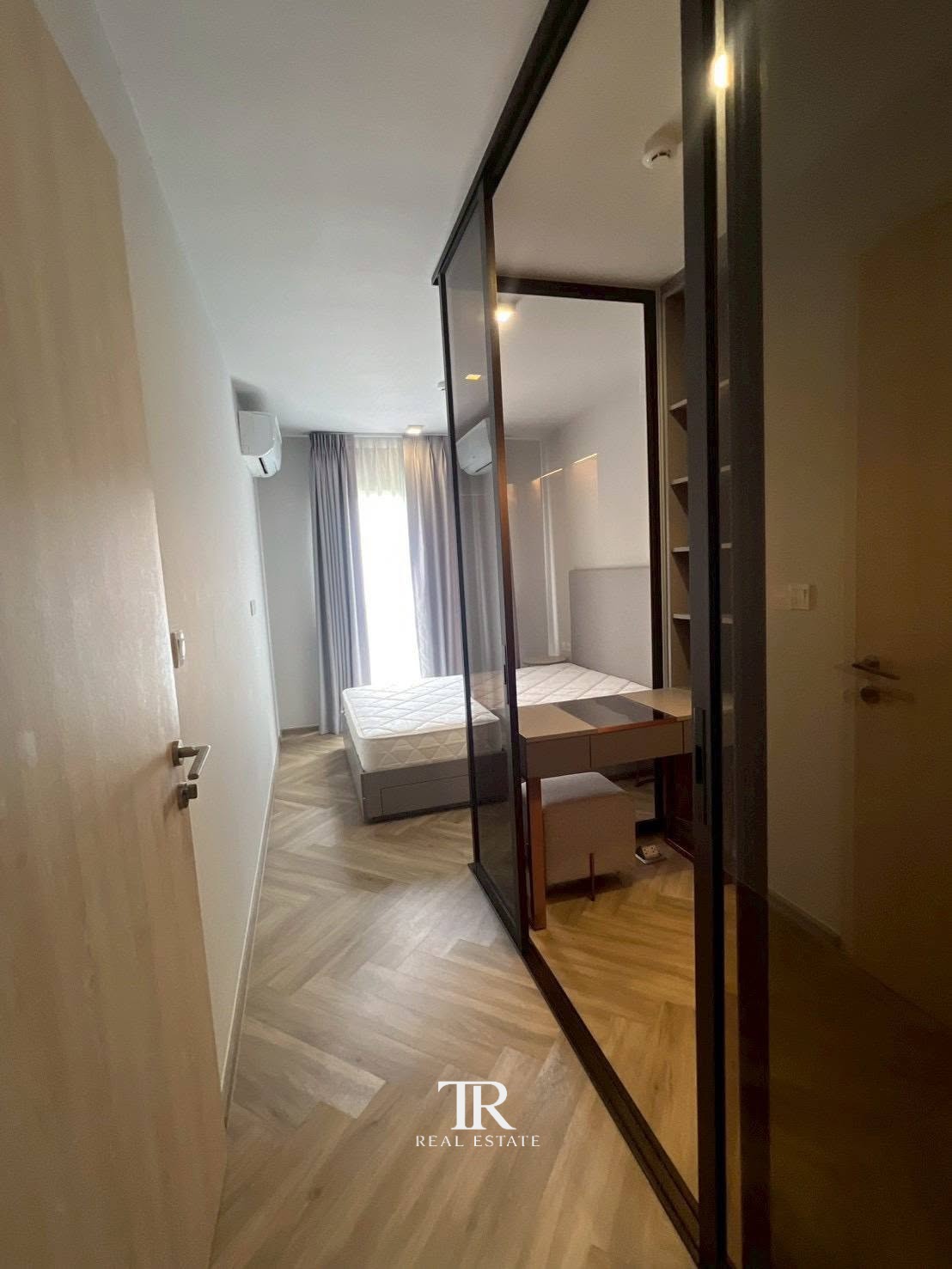 CHAPTER Thonglor 25