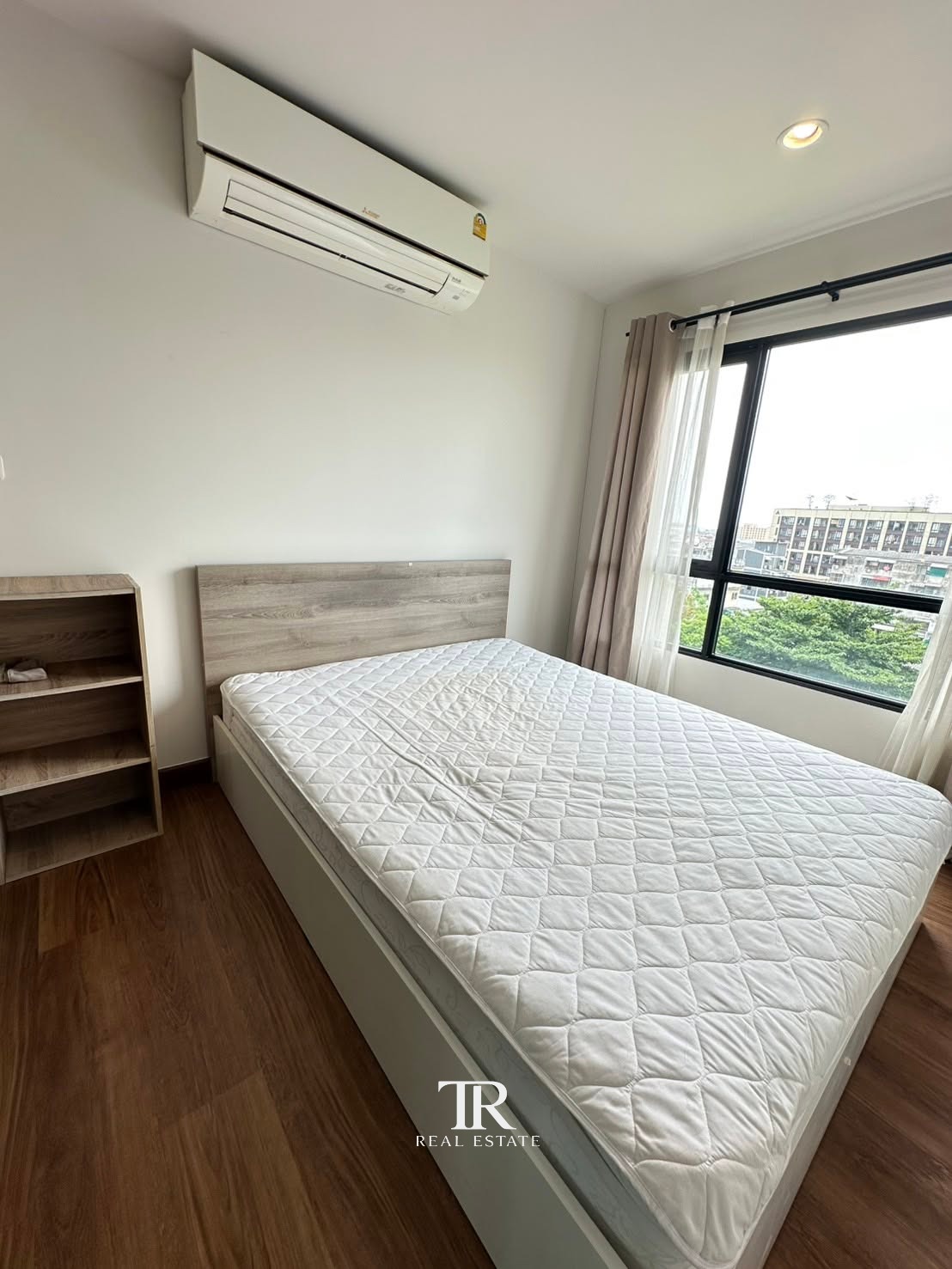 รีช พหลโยธิน 52