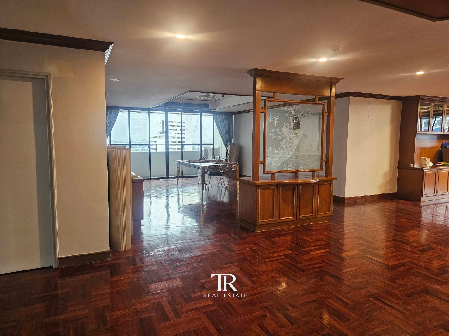 Oriental Tower Condominium